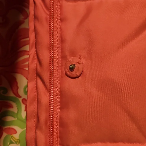 Lilly Pulitzer Down Vest size XL - Picture 8 of 10